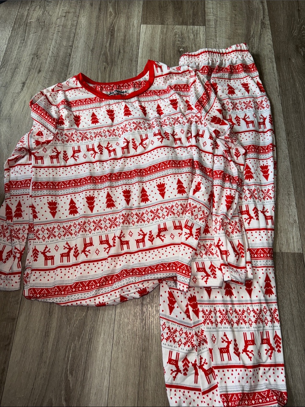 Womens Red & White Holiday Reindeer Pajama Set